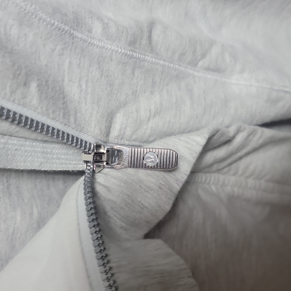 Lululemon Jacket - Picture 5 of 8